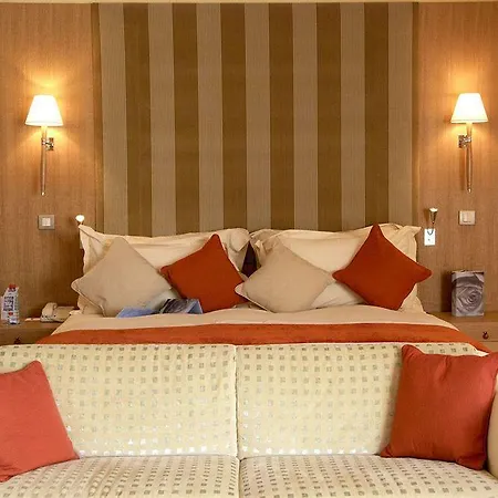 Nh Collection Hotel
