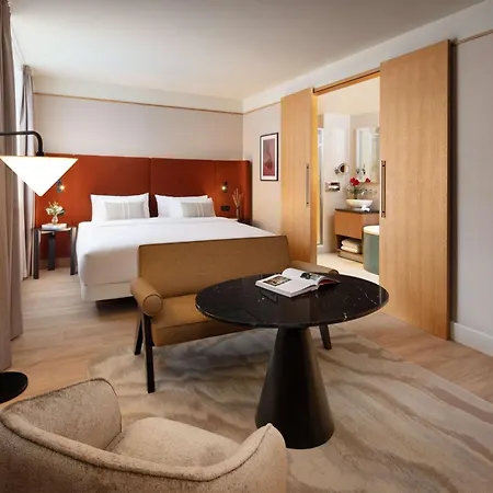 Nh Collection Hotel