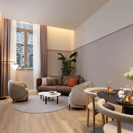 Nh Collection Hotel