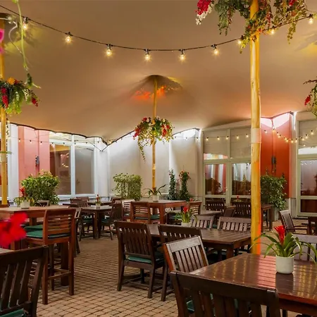 Nh Collection Hotel 4*