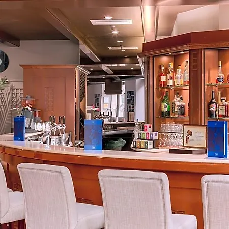 Nh Collection Hotel 4*
