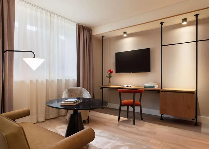 Otel Nh Collection 4*