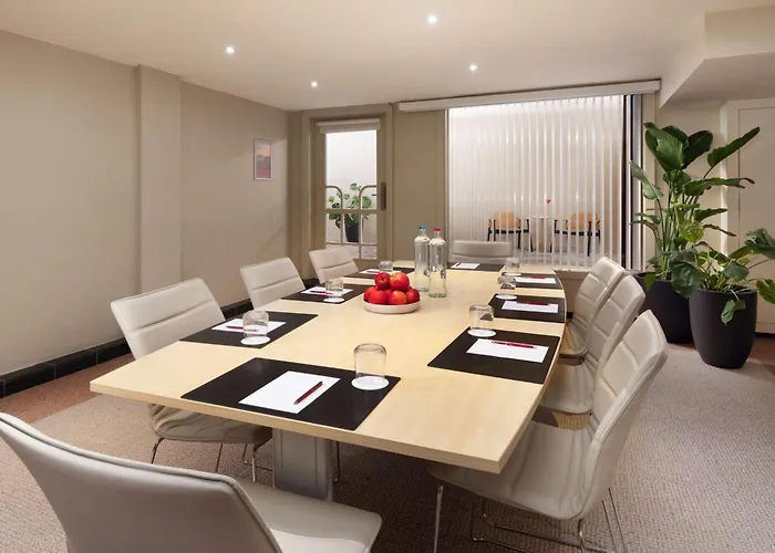 Hotell Nh Collection